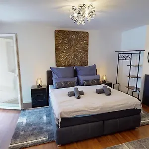  Apartment Sweethome - Business-apartment Mit Kueche Und Terrasse, Netflix, Stellplatz